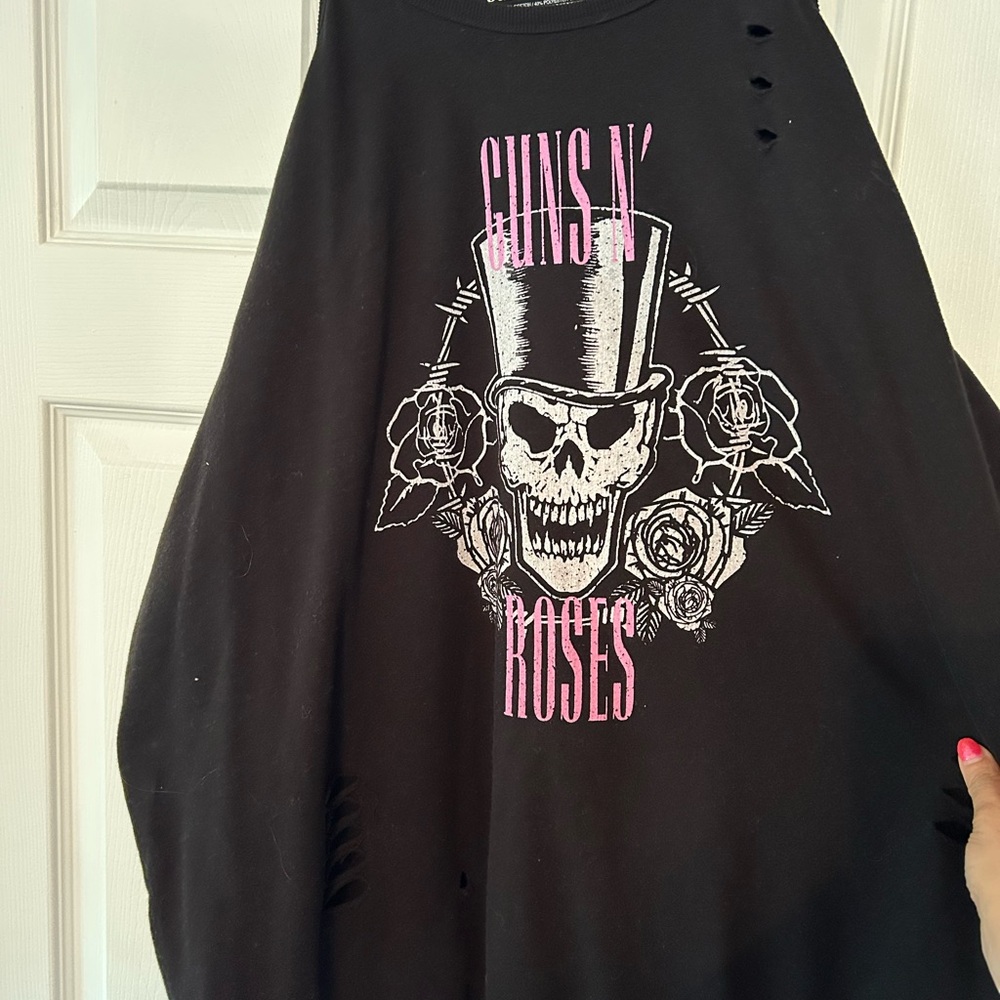Black Sleeveless Top